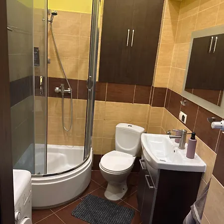 Tripoli 5 アパート